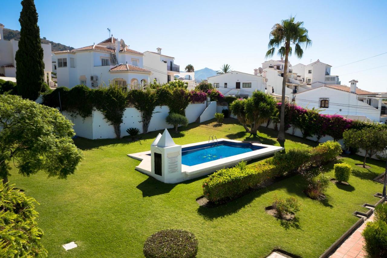 Urb. Alhambra 3 Villa Nerja Exterior photo